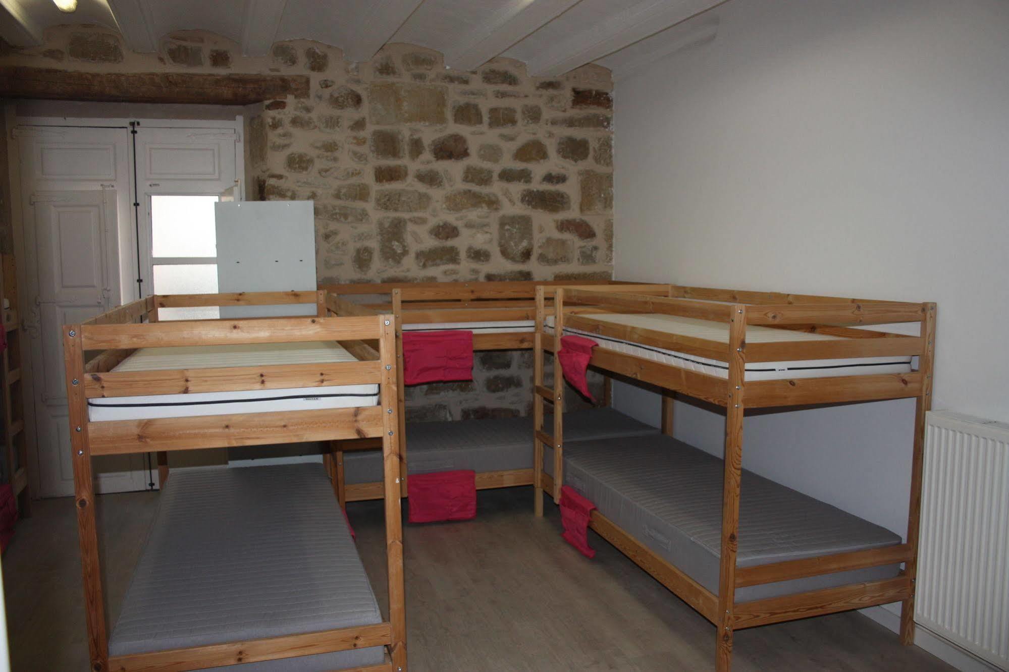 Albergue Valderrobres Auto Check-In Екстериор снимка