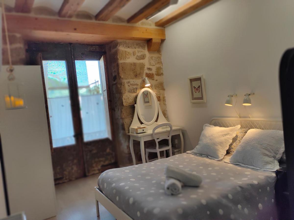 Albergue Valderrobres Auto Check-In Екстериор снимка
